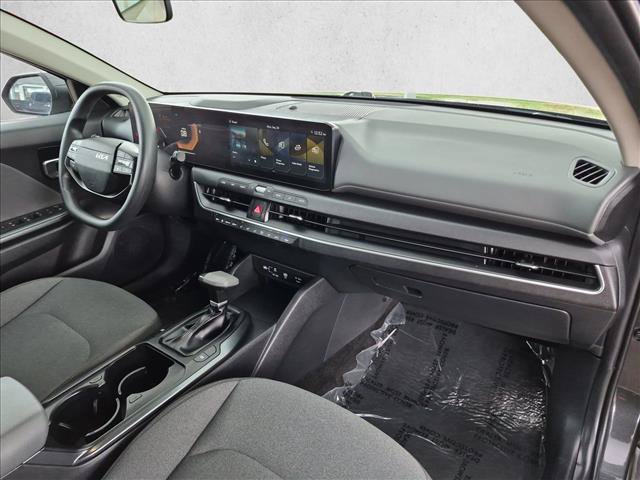 Used 2025 Kia K4 FWD image 21