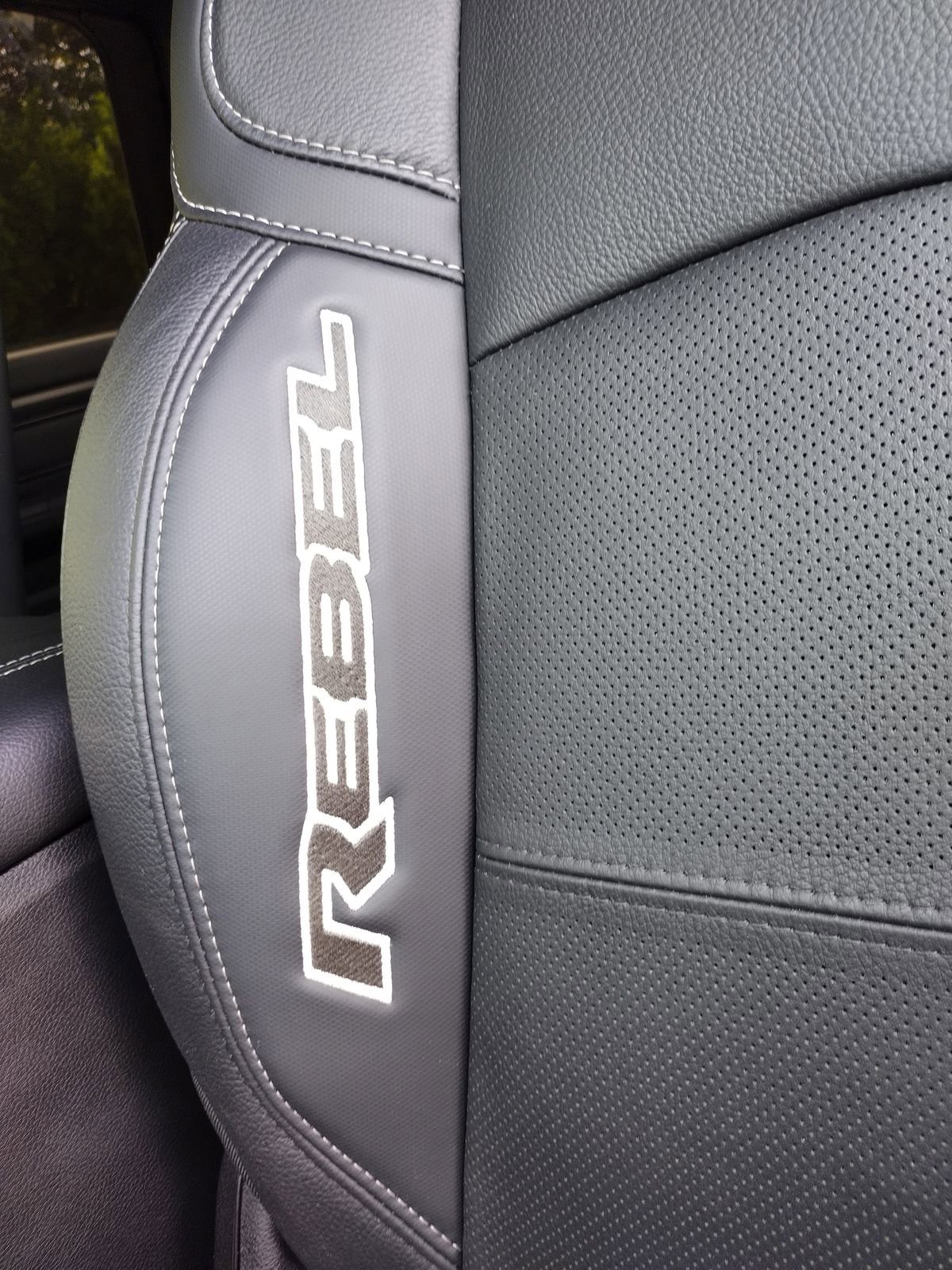 Used 2024 RAM 2500 Rebel image 10