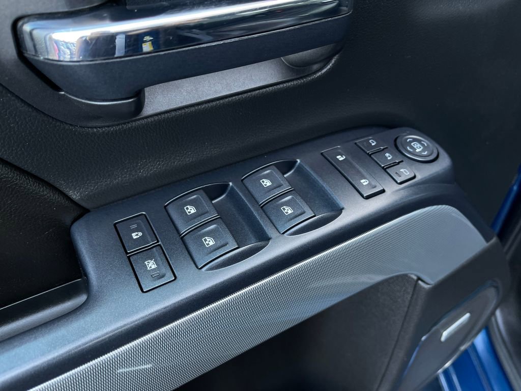 Used 2017 Chevrolet Silverado 2500 LTZ w/ LTZ Plus Package image 15