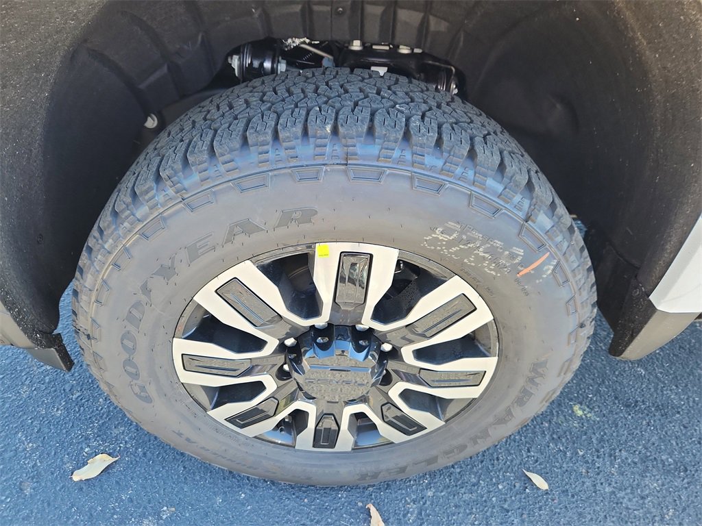 New 2026 GMC Sierra 2500 Denali Ultimate image 14