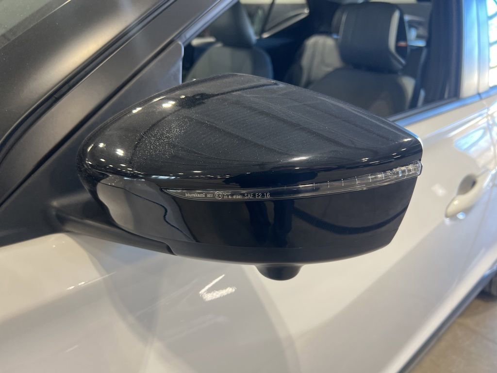 Certified 2024 Nissan Kicks SR w/ SR Premium Package image 32