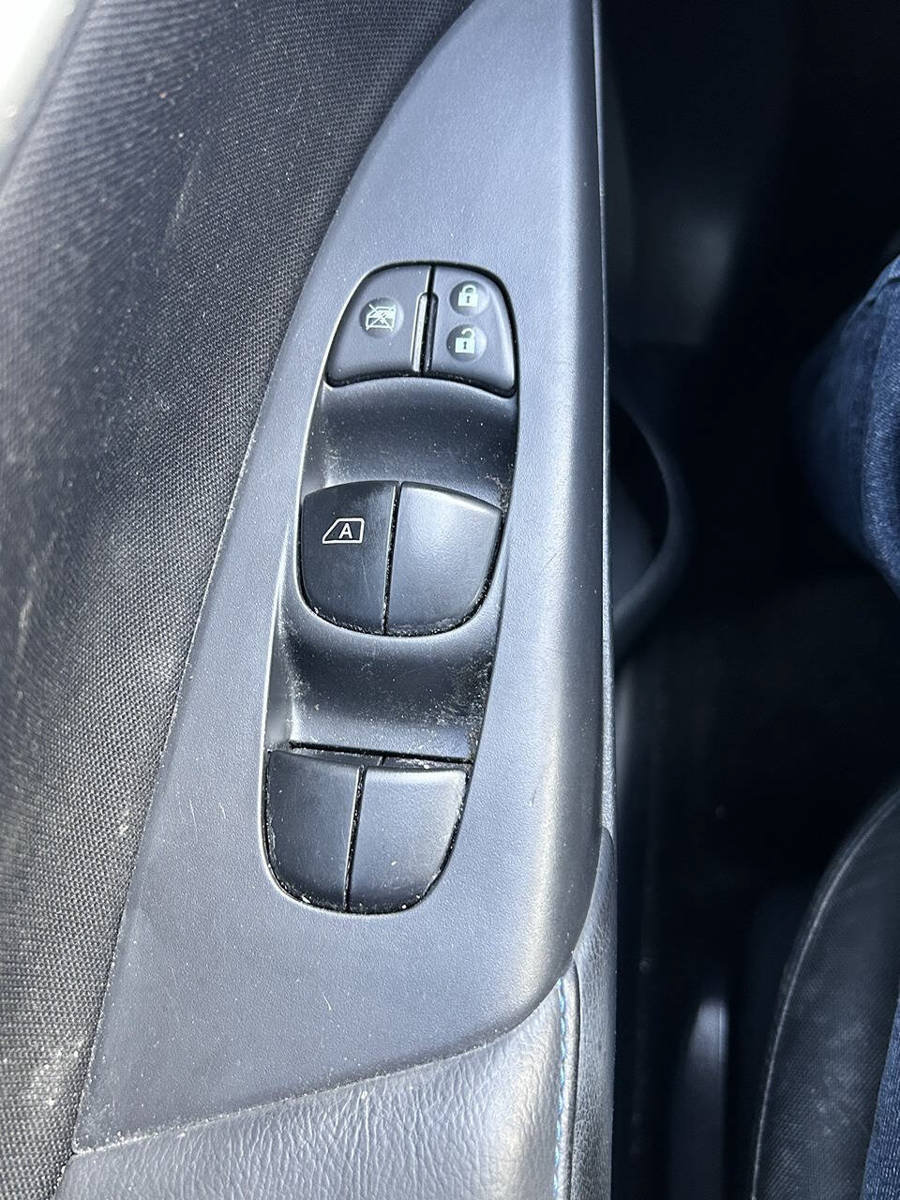 Used 2016 Nissan Sentra SR FWD image 23