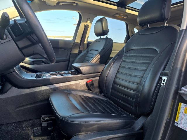 Used 2019 Ford Edge SEL w/ Equipment Group 201A AWD/4WD image 10