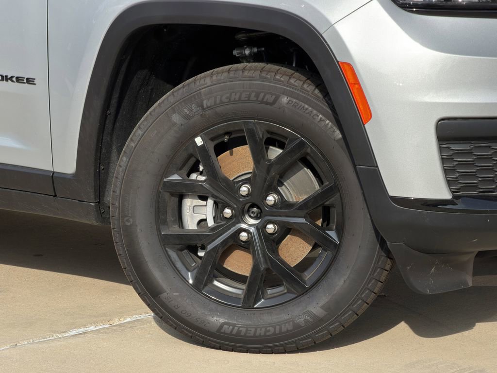 New 2025 Jeep Grand Cherokee L Altitude AWD/4WD image 8