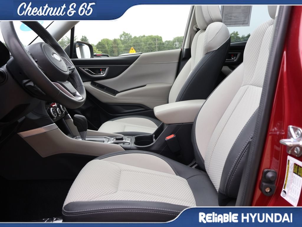 Used 2023 Subaru Forester Premium AWD/4WD image 24