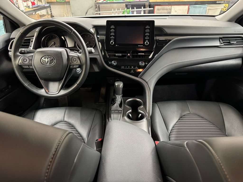 Used 2024 Toyota Camry SE FWD image 17