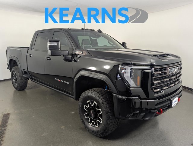 Used 2025 GMC Sierra 2500 AT4X image 1