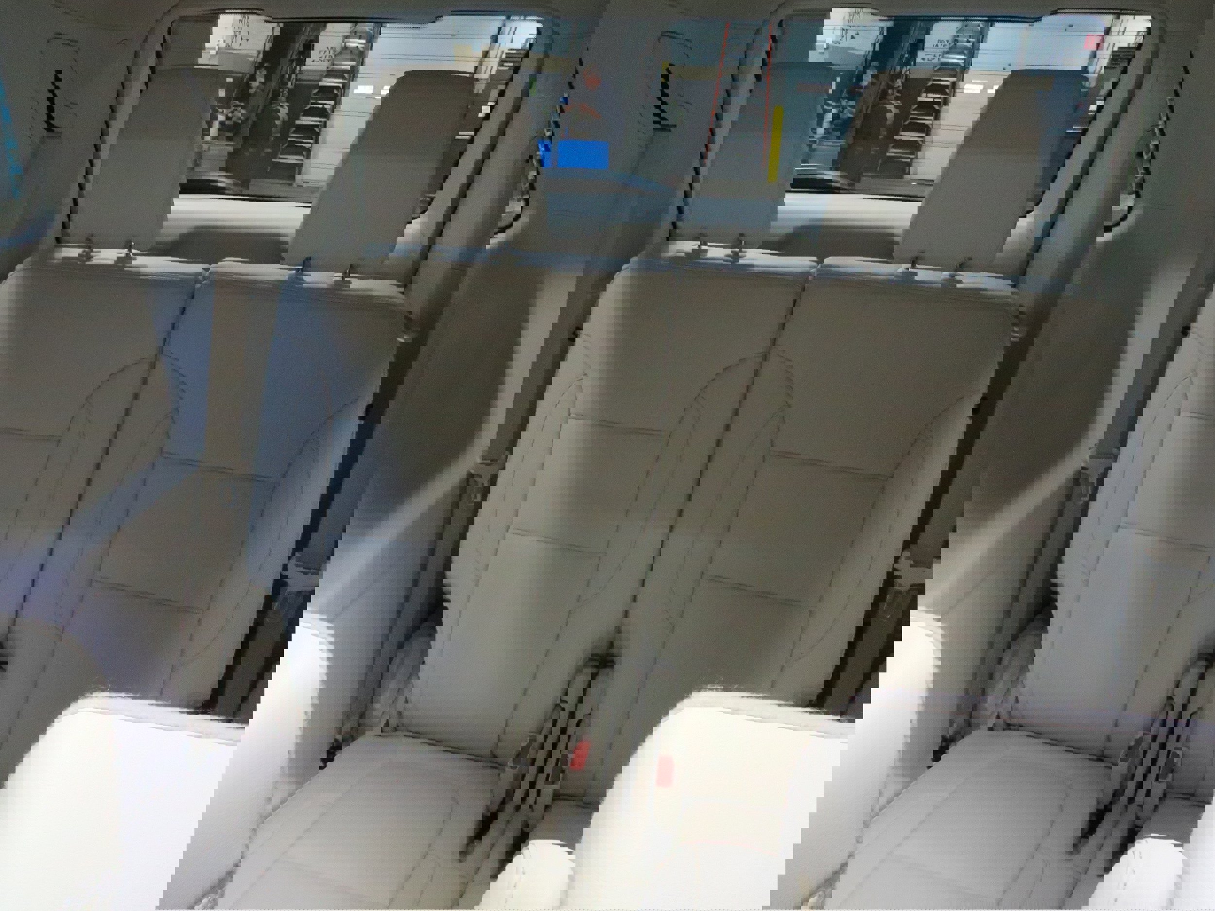 Used 2023 GMC Acadia Denali w/ Denali Ultimate Package image 9