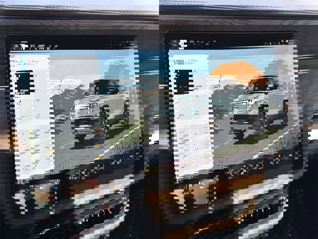 Used 2023 Rivian R1T Adventure image 19