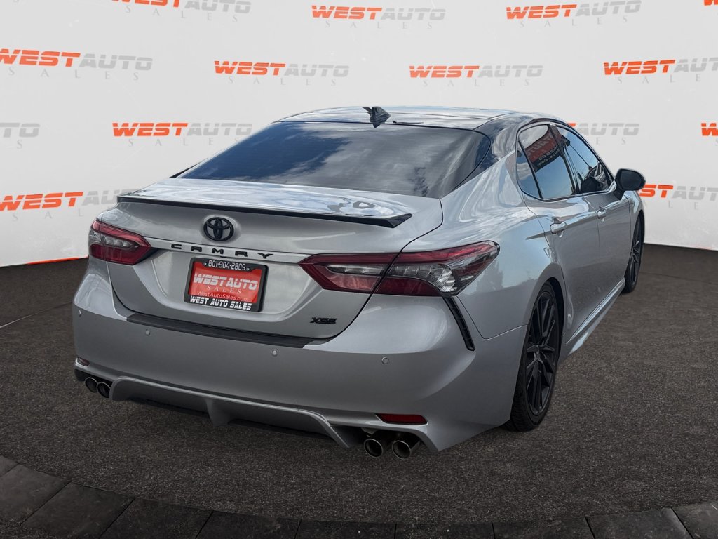 Used 2022 Toyota Camry XSE w/ Navigation Package FWD image 5