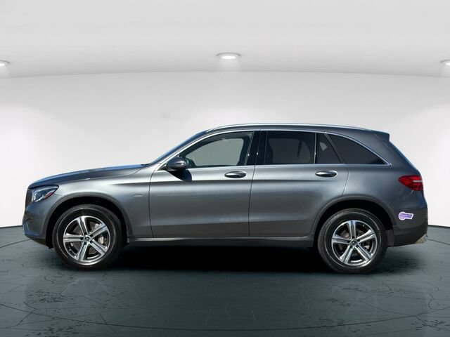 Used 2019 Mercedes-Benz GLC 350e 4MATIC image 4