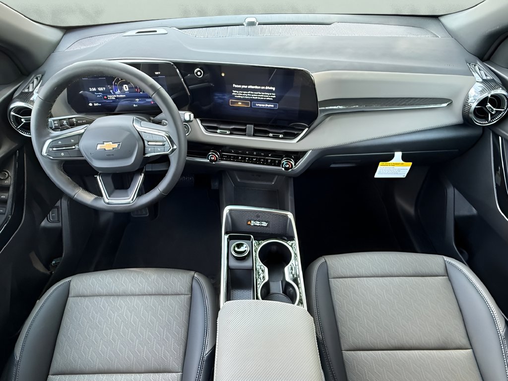 New 2027 Chevrolet Equinox LT FWD image 13