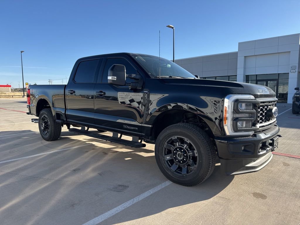 Used 2023 Ford F250 Lariat w/ Sport Appearance Package AWD/4WD image 7
