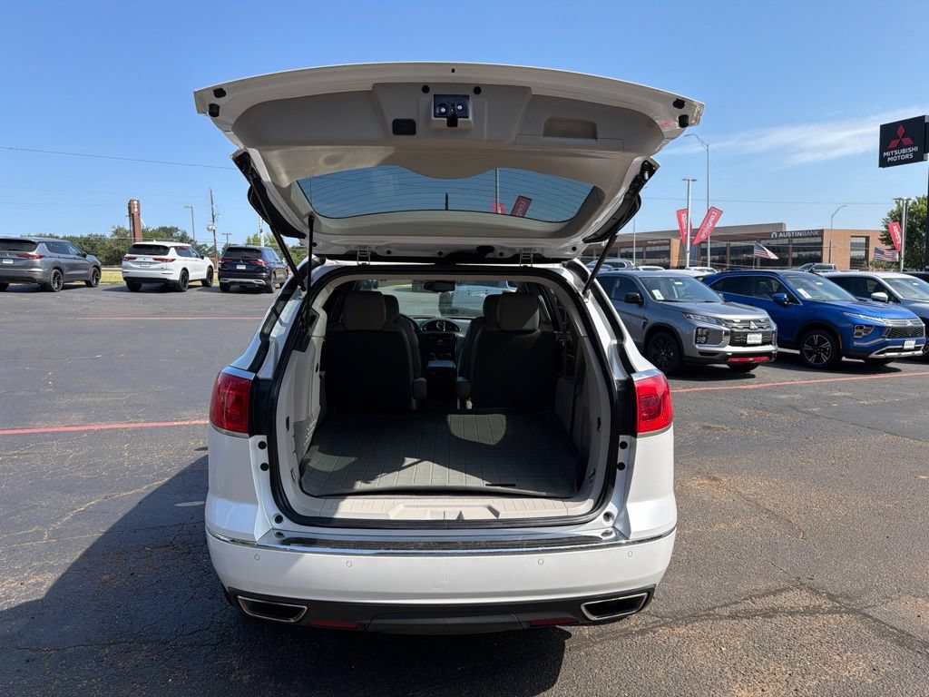 Used 2016 Buick Enclave Premium w/ Experience Buick Package FWD image 8