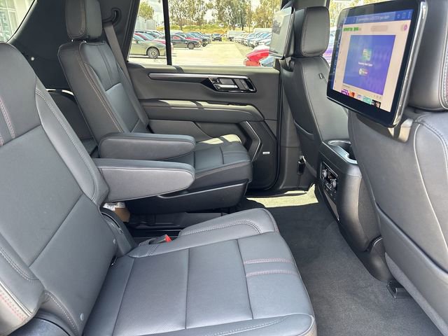 Used 2025 Chevrolet Tahoe RST AWD/4WD image 16