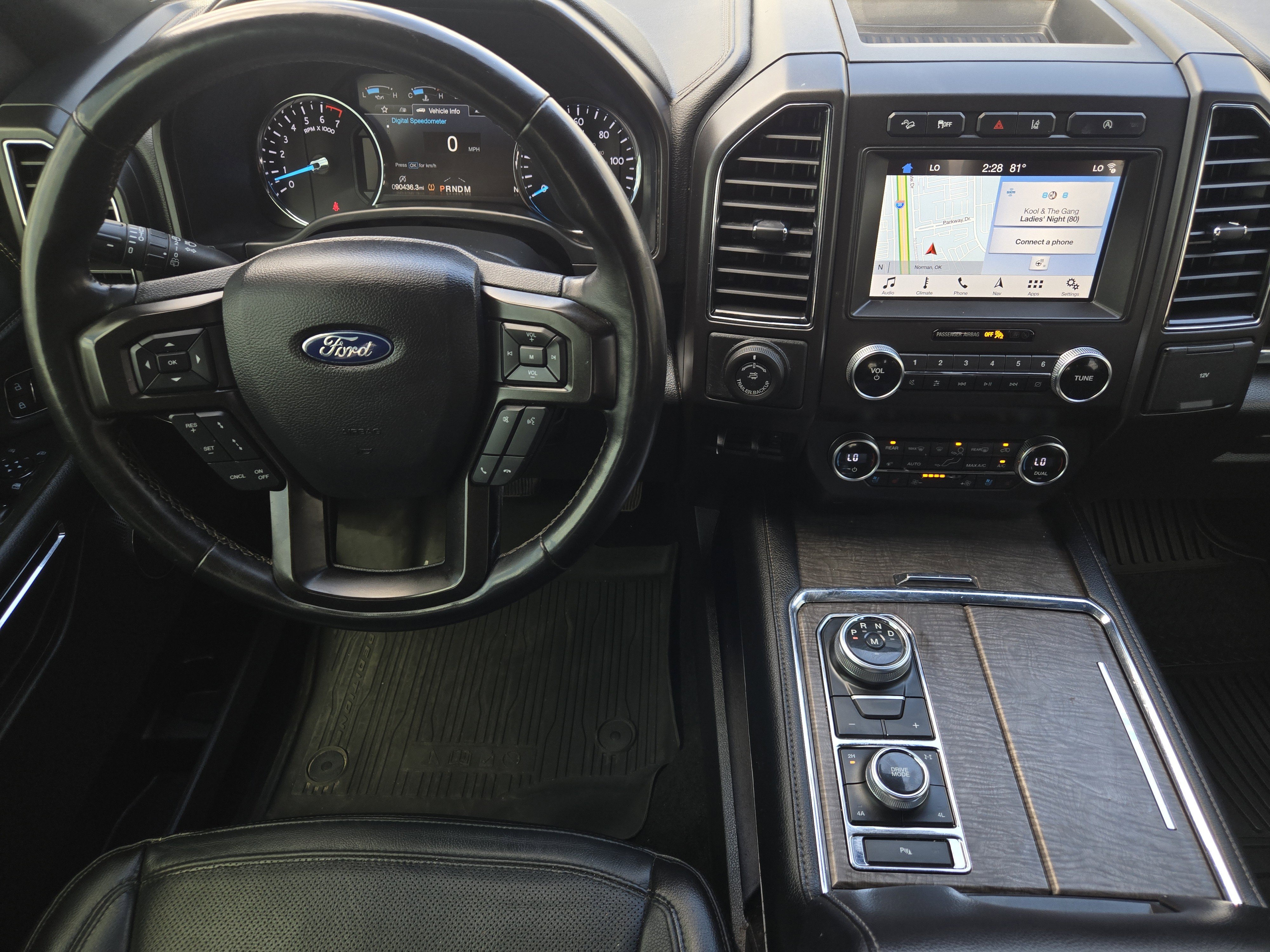 Used 2019 Ford Expedition Limited AWD/4WD image 29