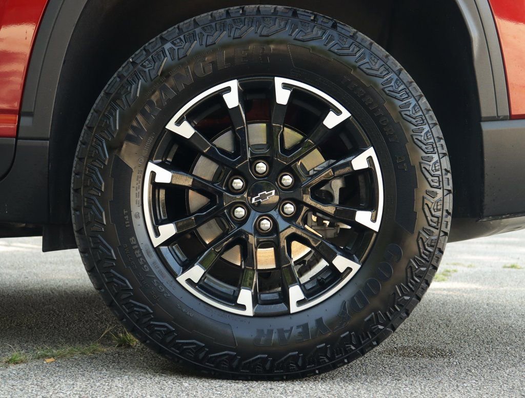 Used 2024 Chevrolet Traverse Z71 image 40