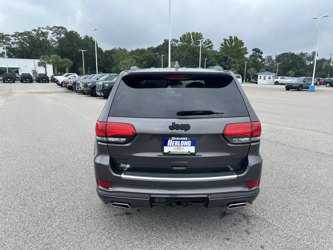 Used 2019 Jeep Grand Cherokee Summit AWD/4WD image 4
