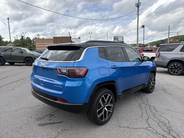 Used 2025 Jeep Compass Limited w/ Elite Group AWD/4WD image 6