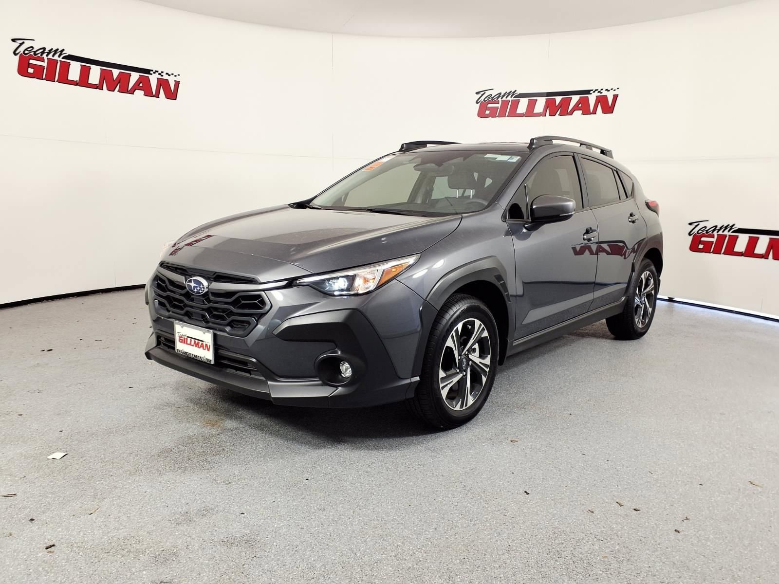 Used 2025 Subaru Crosstrek 2.0i Premium image 3