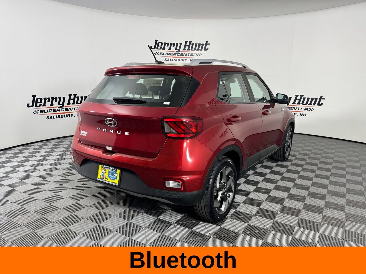 Used 2025 Hyundai Venue SEL image 7