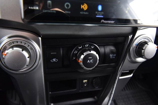 Used 2016 Toyota 4Runner SR5 image 13