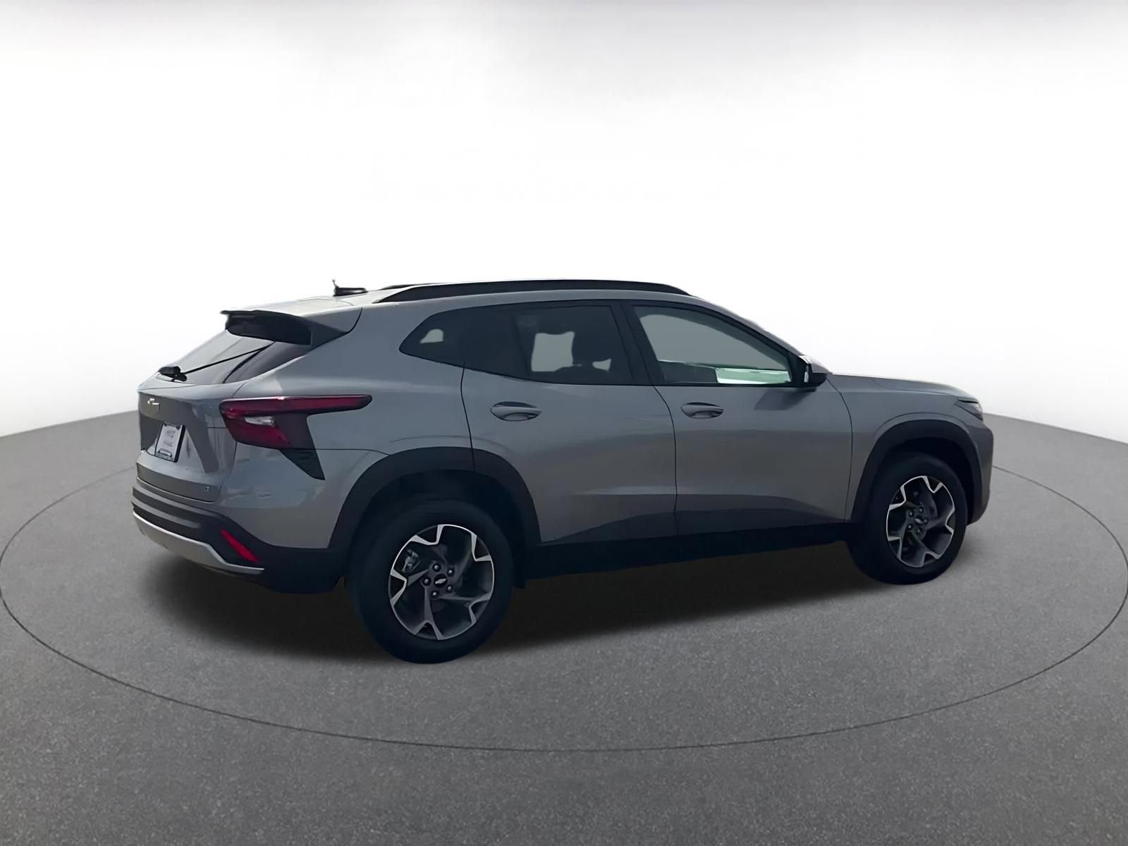 Used 2025 Chevrolet Trax LT image 15