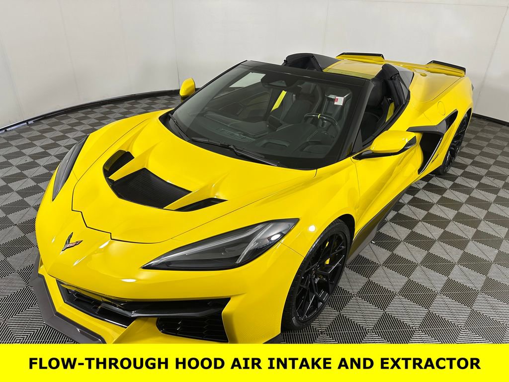 Used 2025 Chevrolet Corvette ZR1 w/ Stealth Interior Trim Package RWD image 3
