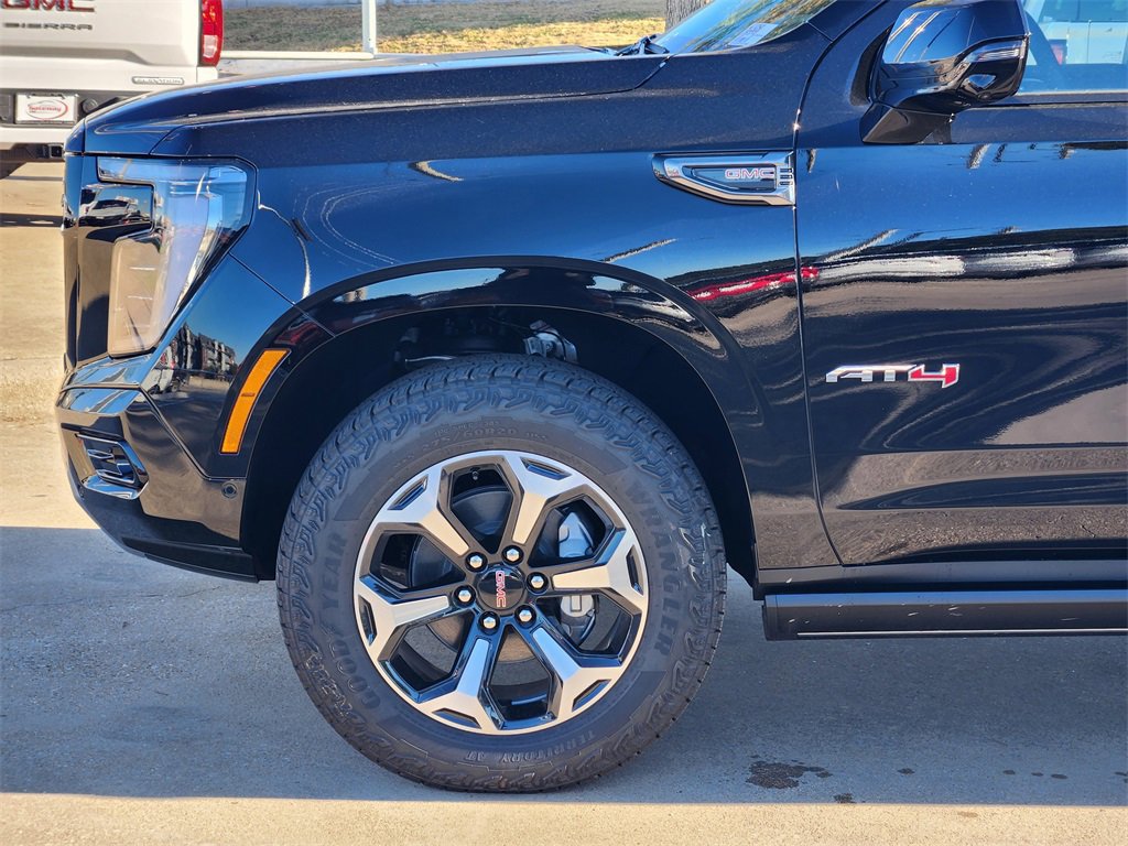 New 2026 GMC Yukon AT4 w/ AT4 Premium Package image 6