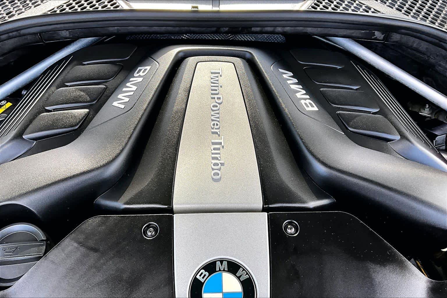 Used 2018 BMW X5 xDrive50i AWD/4WD image 32