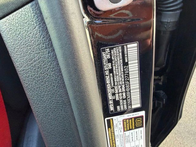 Used 2025 Mercedes-Benz GLC 43 AMG 4MATIC image 14