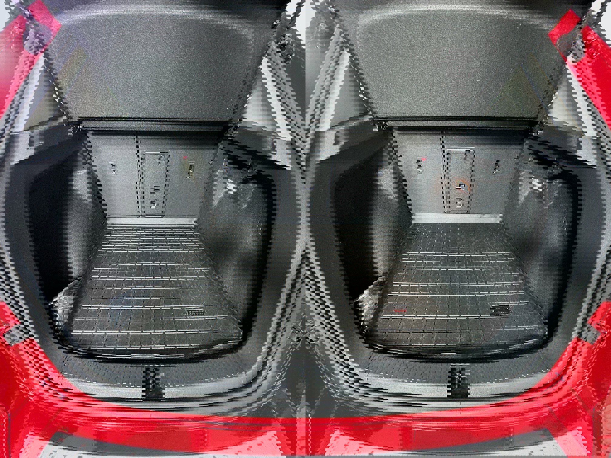 Used 2023 Volkswagen Taos SEL image 27