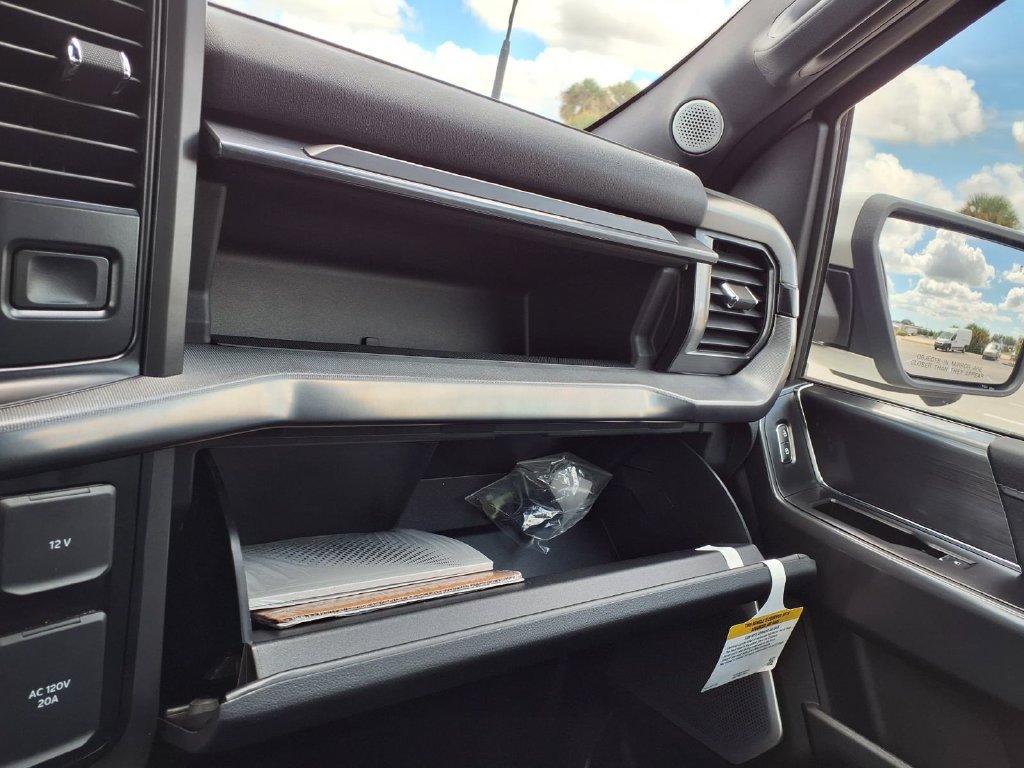 Used 2024 Ford F150 Lariat w/ Equipment Group 502A High AWD/4WD image 32