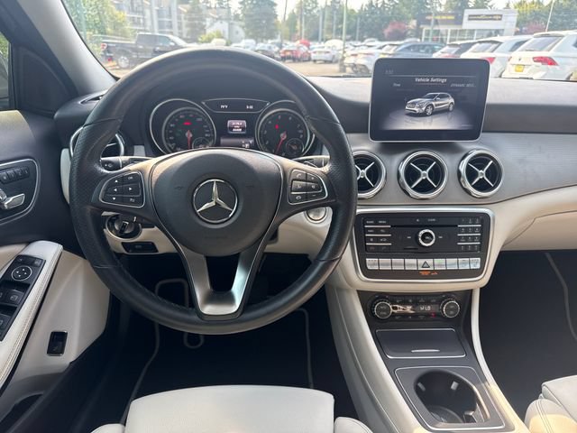 Used 2020 Mercedes-Benz GLA 250 4MATIC image 21
