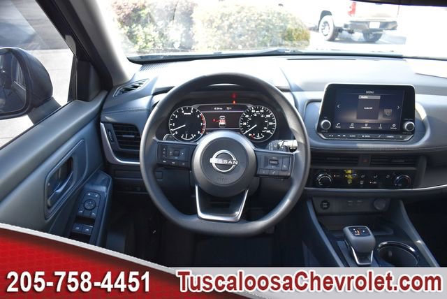 Used 2024 Nissan Rogue S image 23
