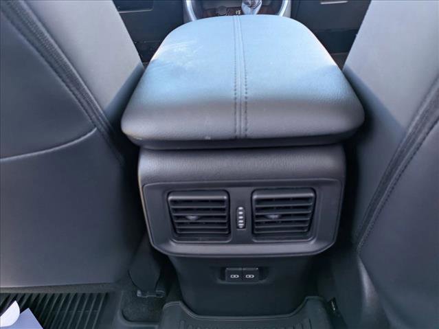 Used 2025 Toyota RAV4 Limited image 18