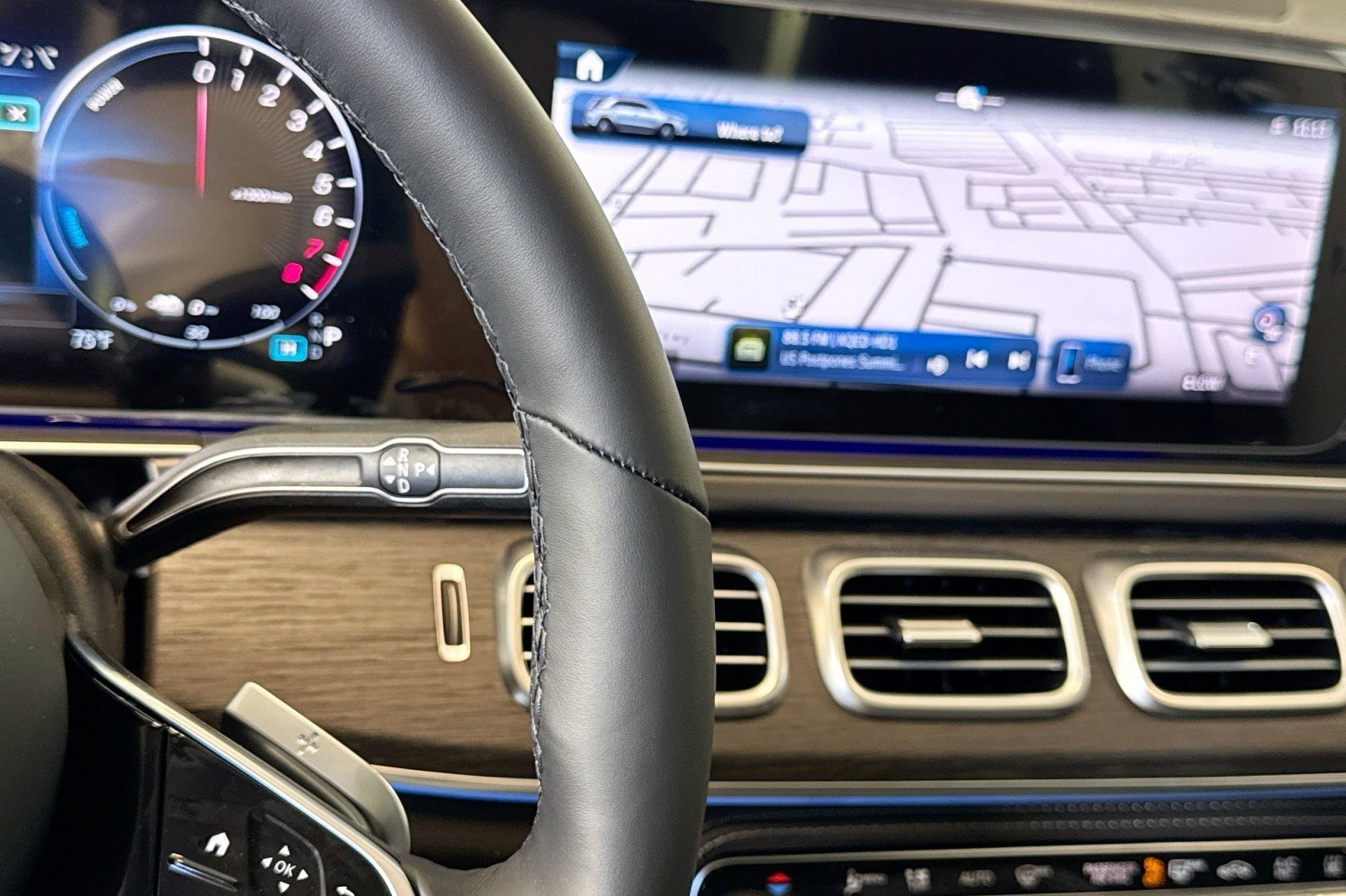 New 2026 Mercedes-Benz GLE 450e 4MATIC image 15