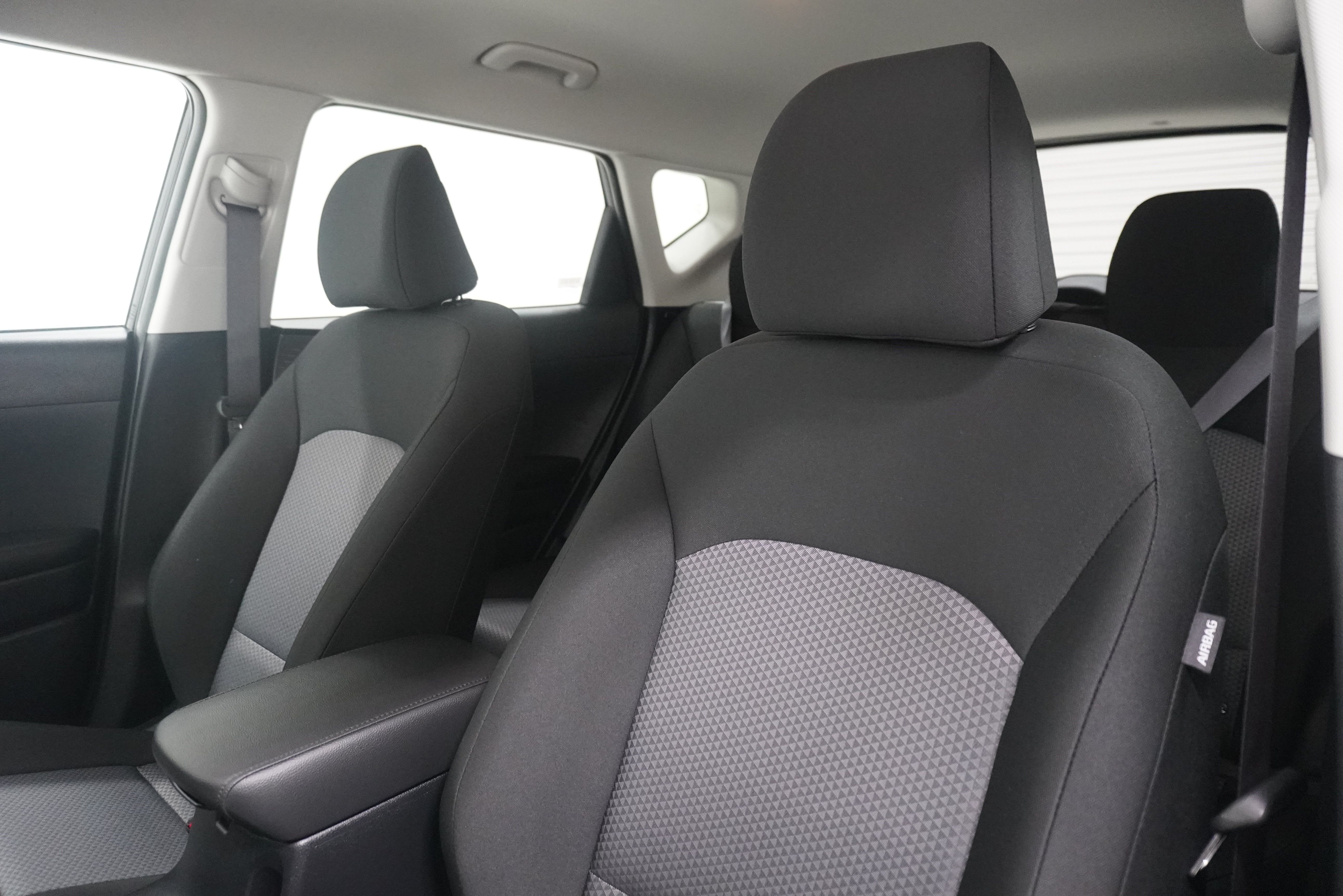 Used 2025 Kia Soul S FWD image 11