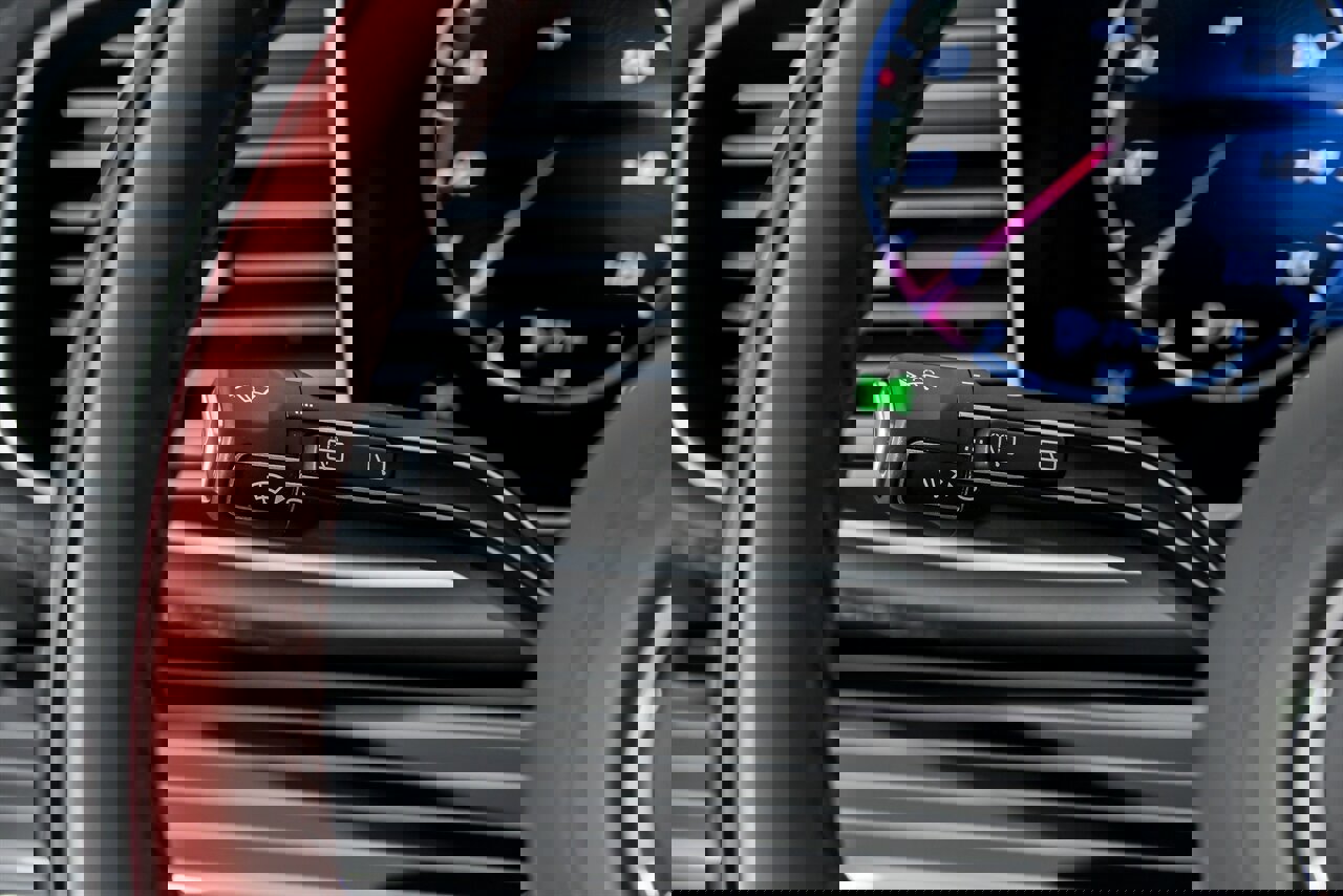 Used 2025 Mercedes-Benz Maybach GLS 600 4MATIC image 31