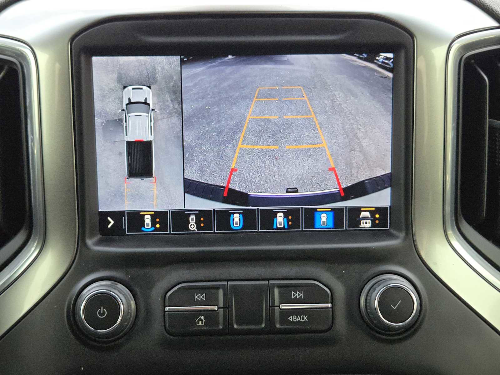 Certified 2022 Chevrolet Silverado 3500 LTZ w/ LTZ Texas Edition image 19