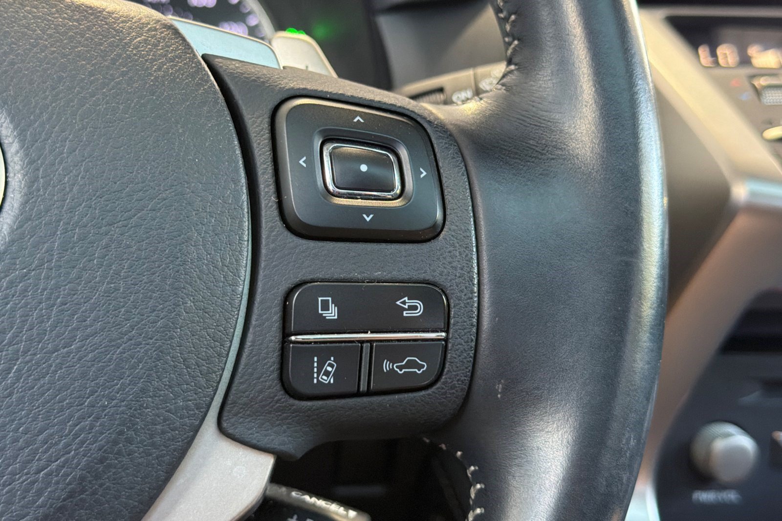 Used 2019 Lexus NX 300h AWD w/ Comfort Package image 31