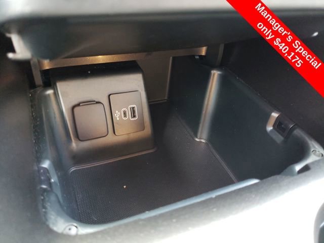 Used 2025 Ford Explorer ST-Line w/ Premium Package AWD/4WD image 27