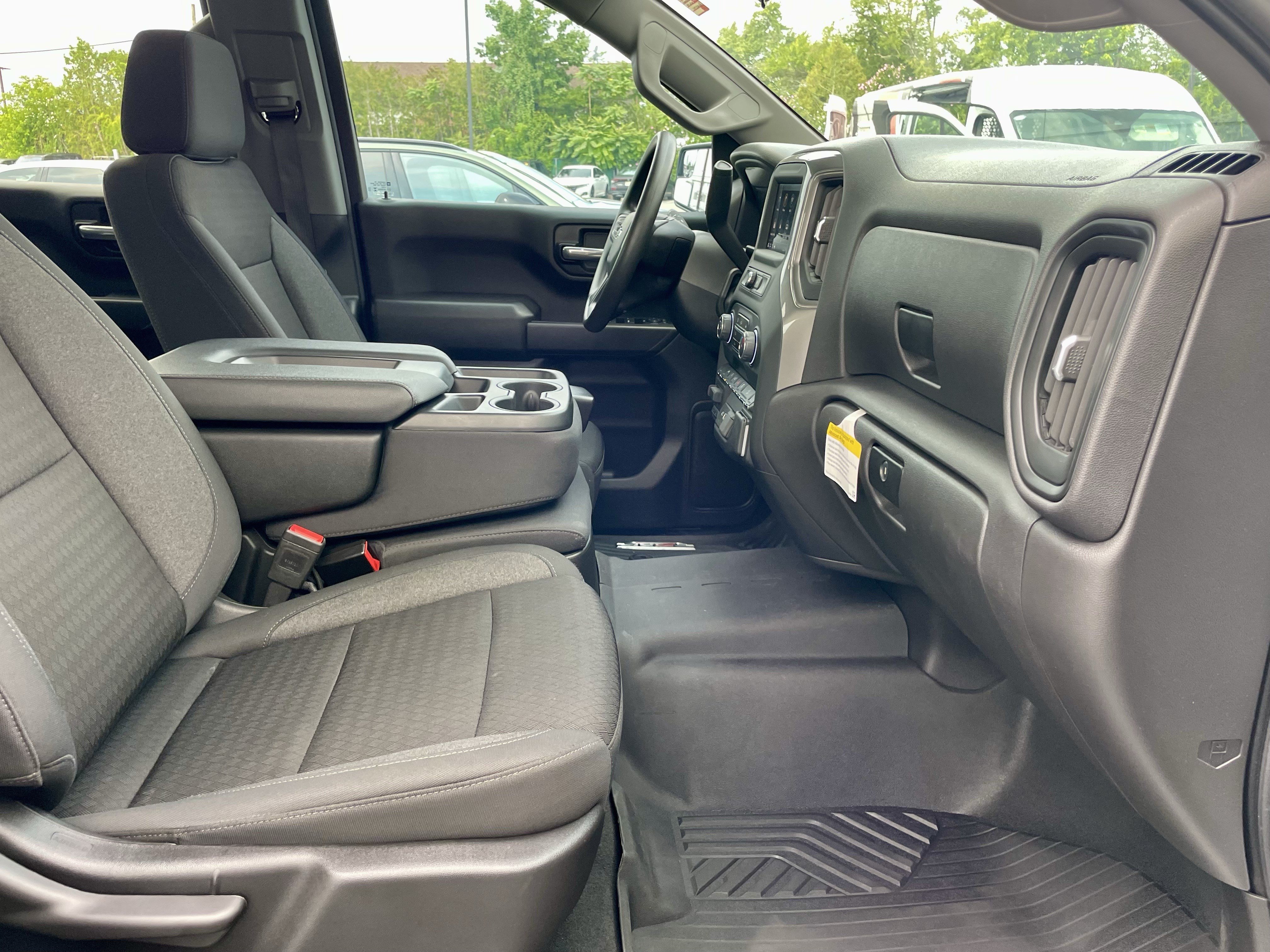 Used 2024 Chevrolet Silverado 1500 Custom Trail Boss AWD/4WD image 15