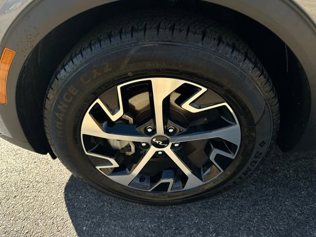 Used 2023 Kia Sportage EX image 24