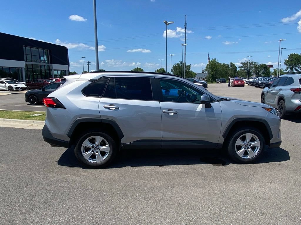 Used 2021 Toyota RAV4 XLE FWD image 8