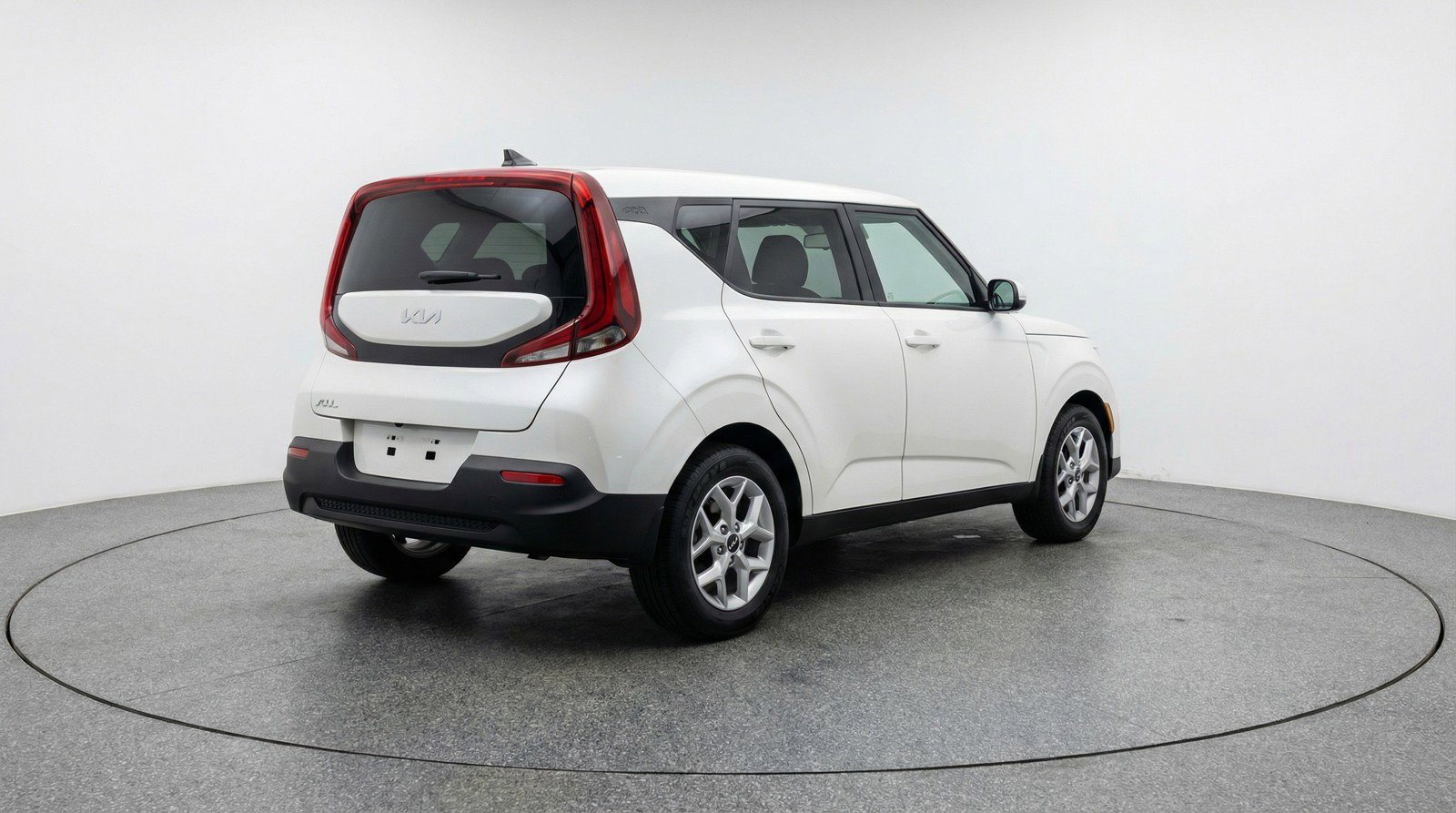 Used 2025 Kia Soul LX w/ LX Technology Package image 9