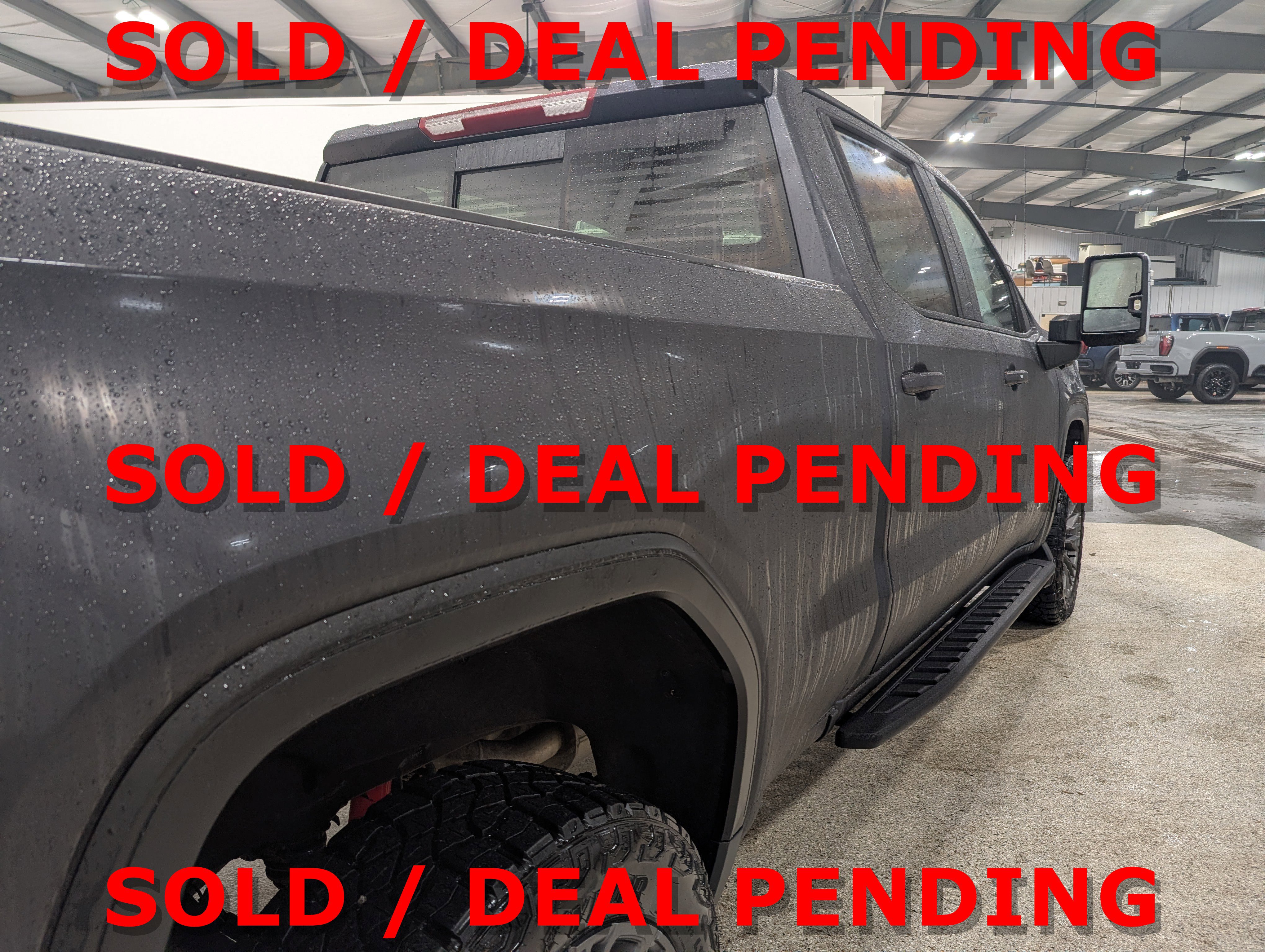 Used 2024 GMC Sierra 1500 AT4 w/ AT4 Premium Package image 3