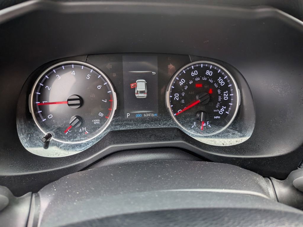 Used 2020 Toyota RAV4 LE w/ All Weather Liner Package FWD image 17