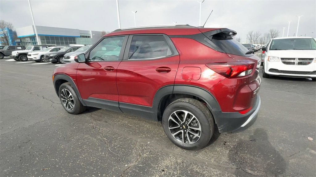 Used 2025 Chevrolet TrailBlazer LT image 6