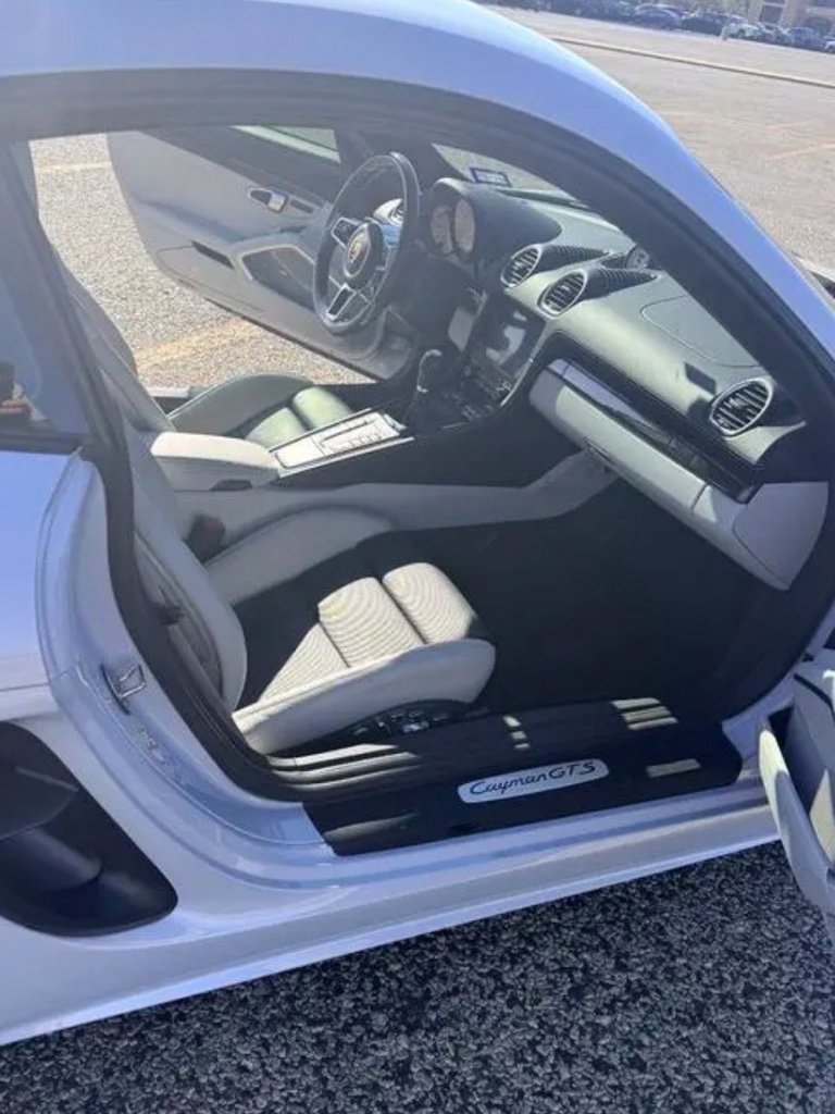 Used 2025 Porsche 718 Cayman GTS RWD image 16
